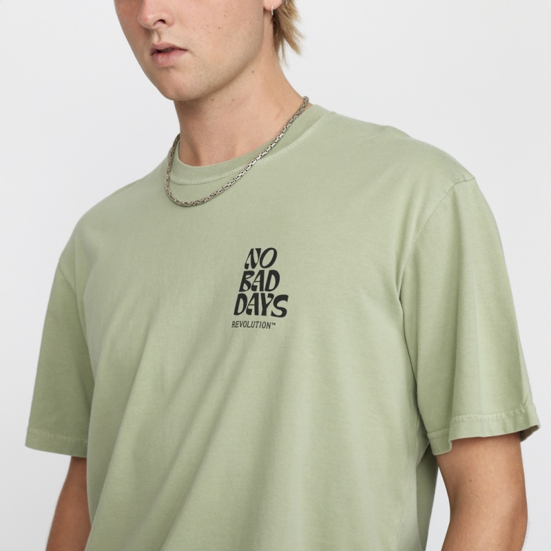 REVOLUTION Camiseta color verde